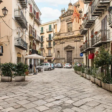 Vucciria With Terrace By Wonderful Italy * Palermo